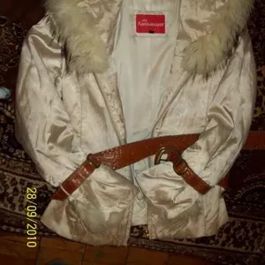 Продам курточку купленную в магазине Лапландия
